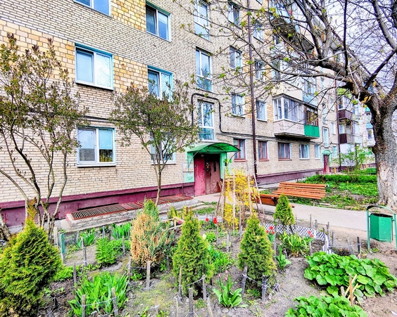 Четырехкомнатная квартира г.Слуцк, ул. Парижской Коммуны, д. 4